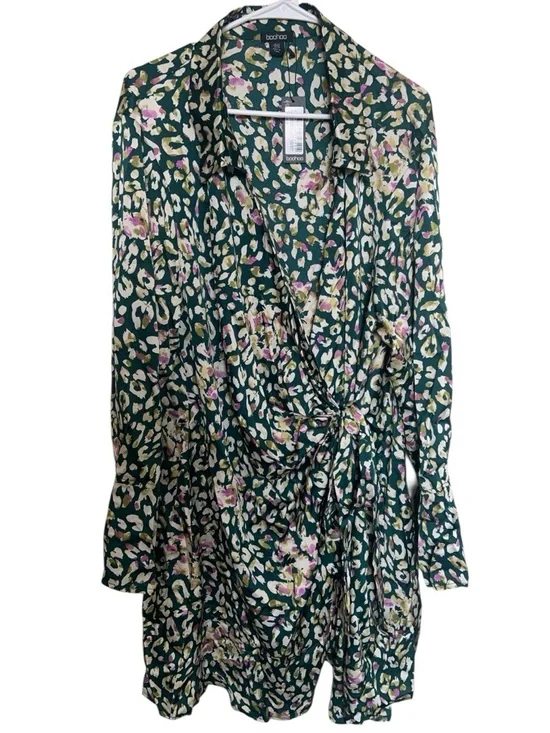 Boohoo Teal Green Floral-Leopard Print Wrap Dress - Picture 3 of 9